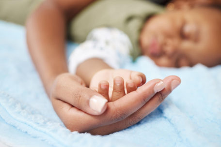 FROM PRACTICAL TO PAMPERING: USEFUL GIFTS FOR NEW MOMS AND NEWBORNS